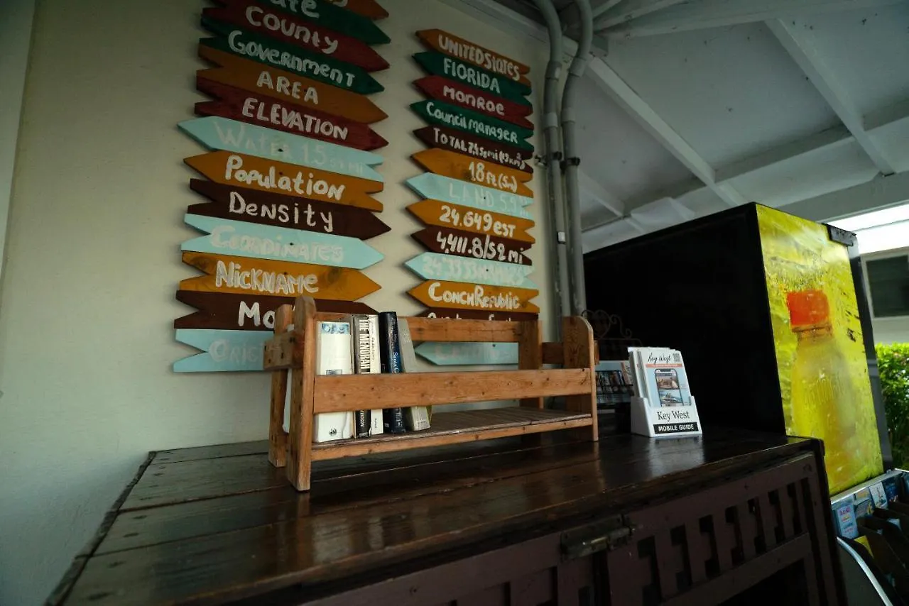 Seashell Motel And International Hostel Key West